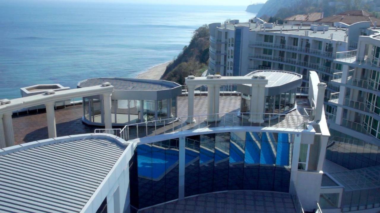 Silver Beach Delux Apartments Bjala Exteriör bild
