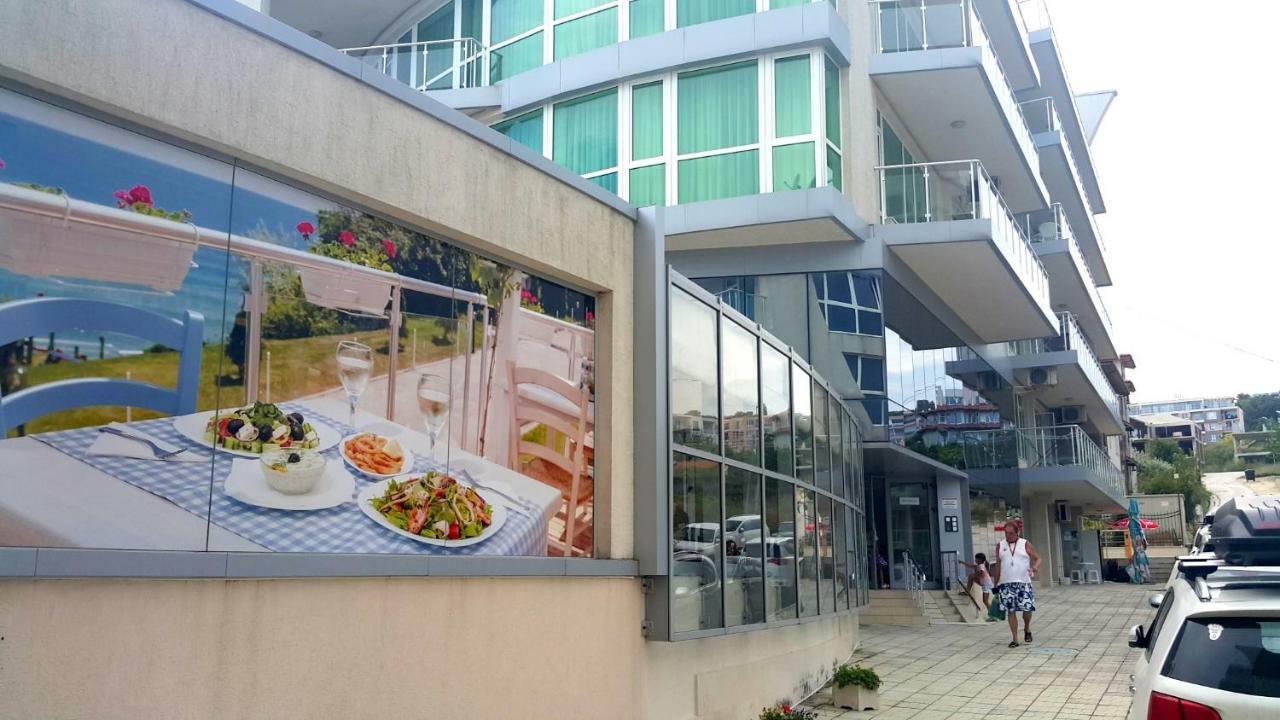 Silver Beach Delux Apartments Bjala Exteriör bild